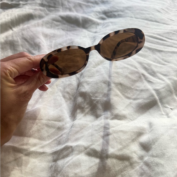 Le Specs Brown Patterned Sunglasses - Picture 1 of 5